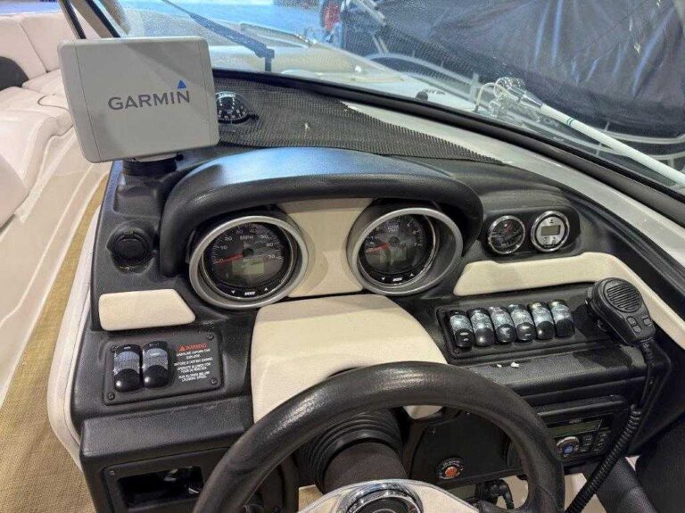 2014 Crownline 255 SS US-KIS80982I314 [photo 15]